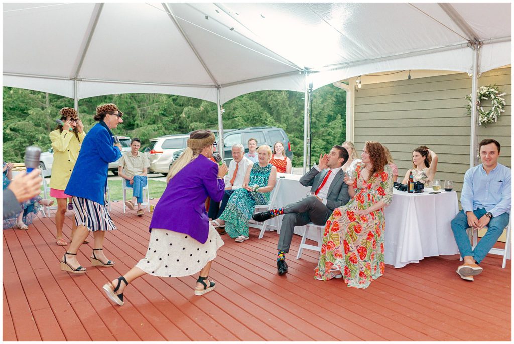 colorful-backyard-wedding-michigan-photographer