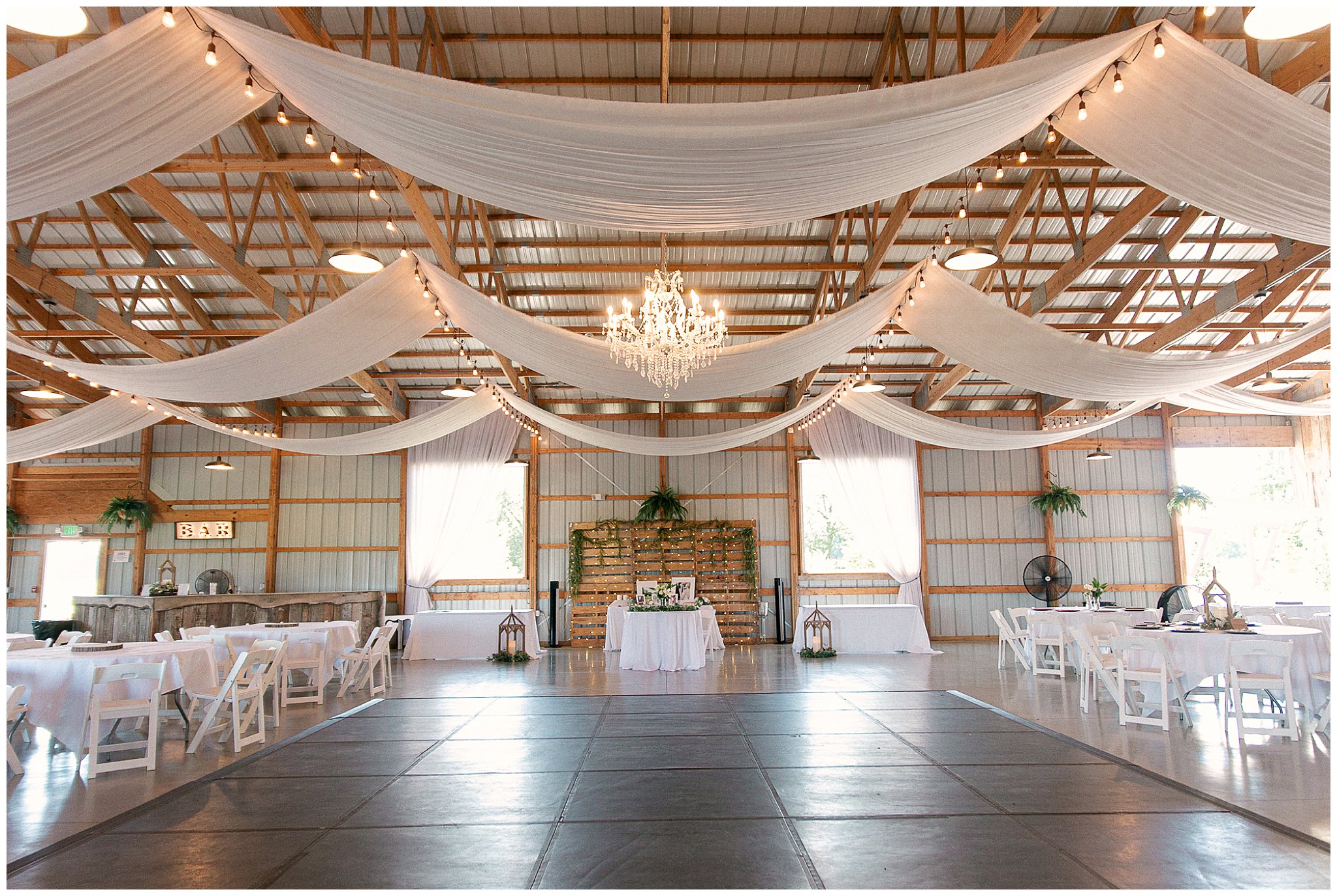 Rustic Glam Wedding Venue in Lansing Michigan Northfork Estate