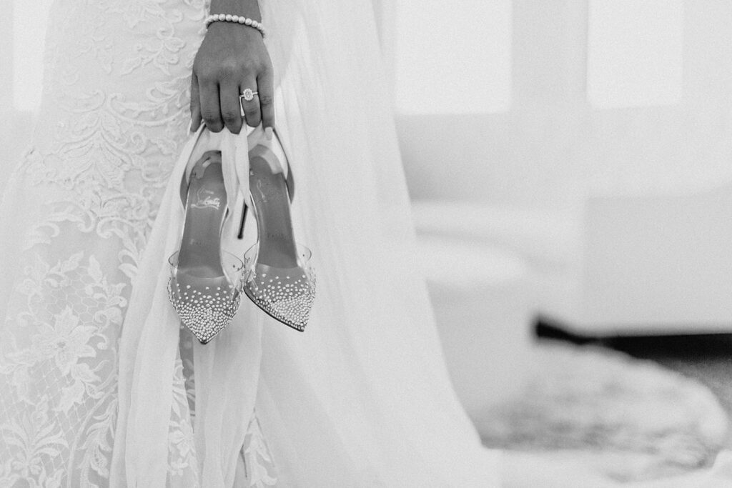 Bride Getting Ready | Knotting Hill Place Luxury Dallas Texas Wedding Venue
