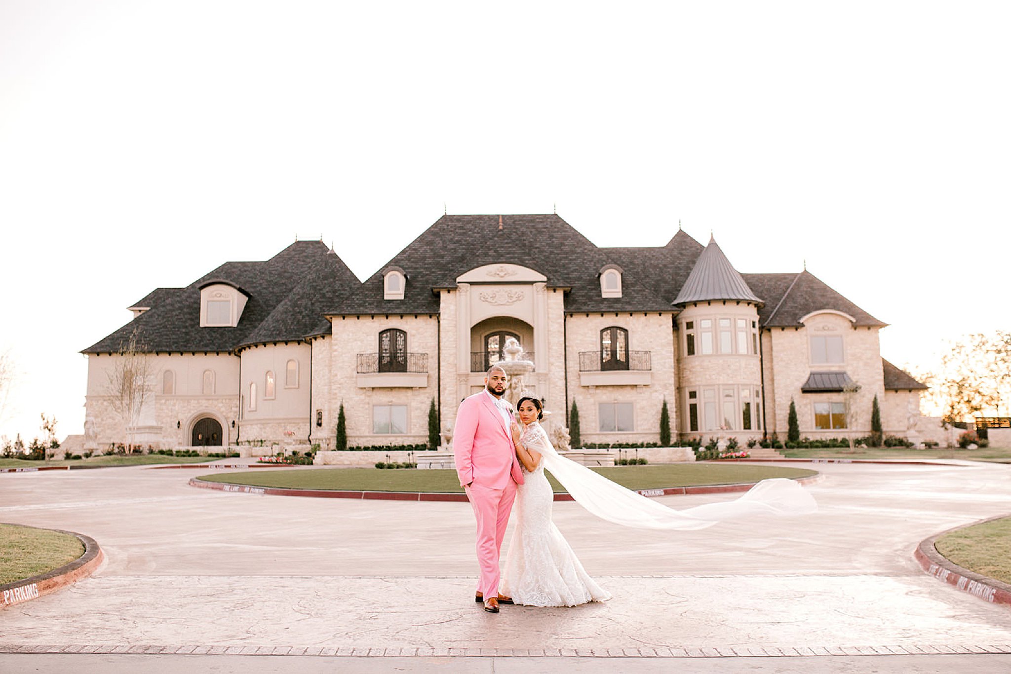 Bride & Groom Portraits | Knotting Hill Place Luxury Dallas Wedding Venue