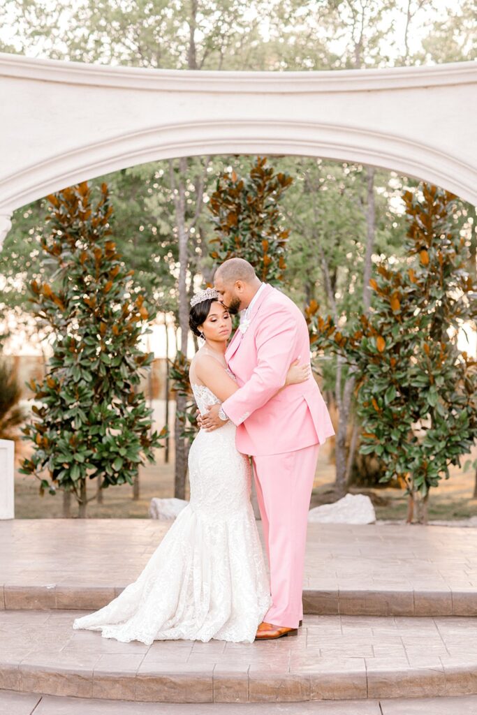 Bride & Groom Portraits | Knotting Hill Place Luxury Dallas Wedding Venue