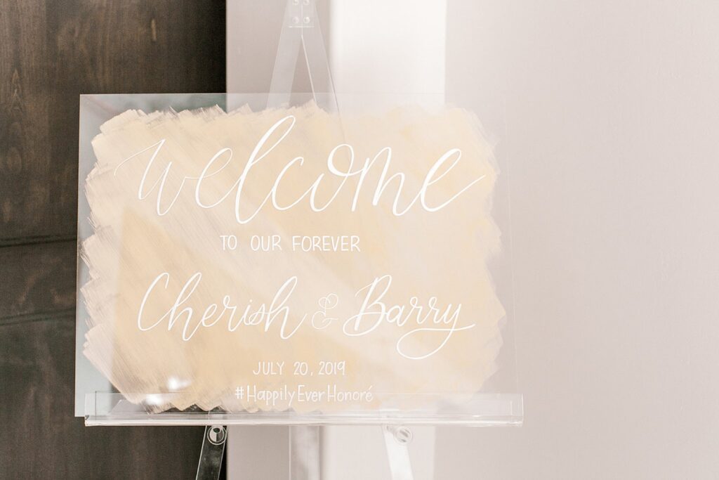 All White Glam Reception Decor | Knotting Hill Place Luxury Dallas Wedding Venue