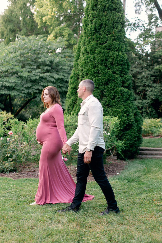 Lansing Michigan Maternity Photographer Cooley Gardens & Scott Sunken Gardens