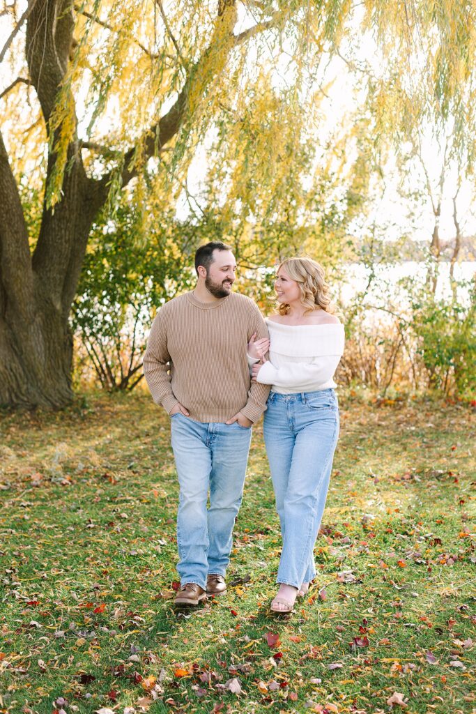 Fall engagement photos by Michigan Wediding Photographer