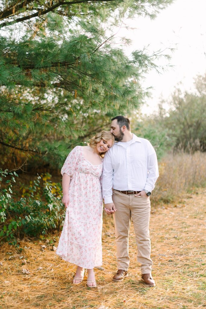 What to wear for fall engagement photos in Michigan