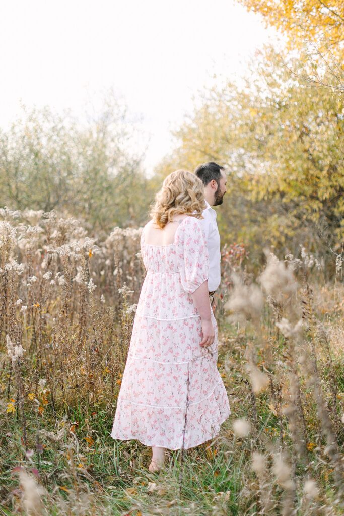 What to wear for fall engagement photos