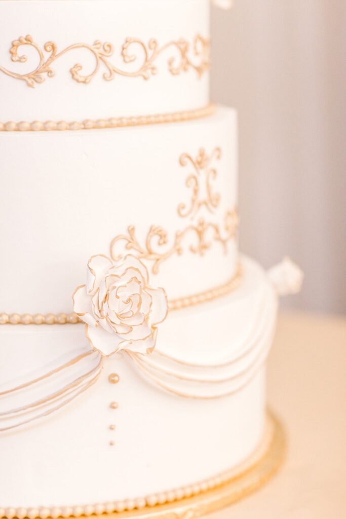 All White Glam Reception Decor Wedding Cake | Knotting Hill Place Luxury Dallas Wedding Venue