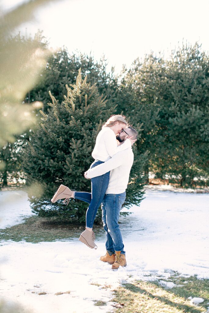 michigan winter engagement session